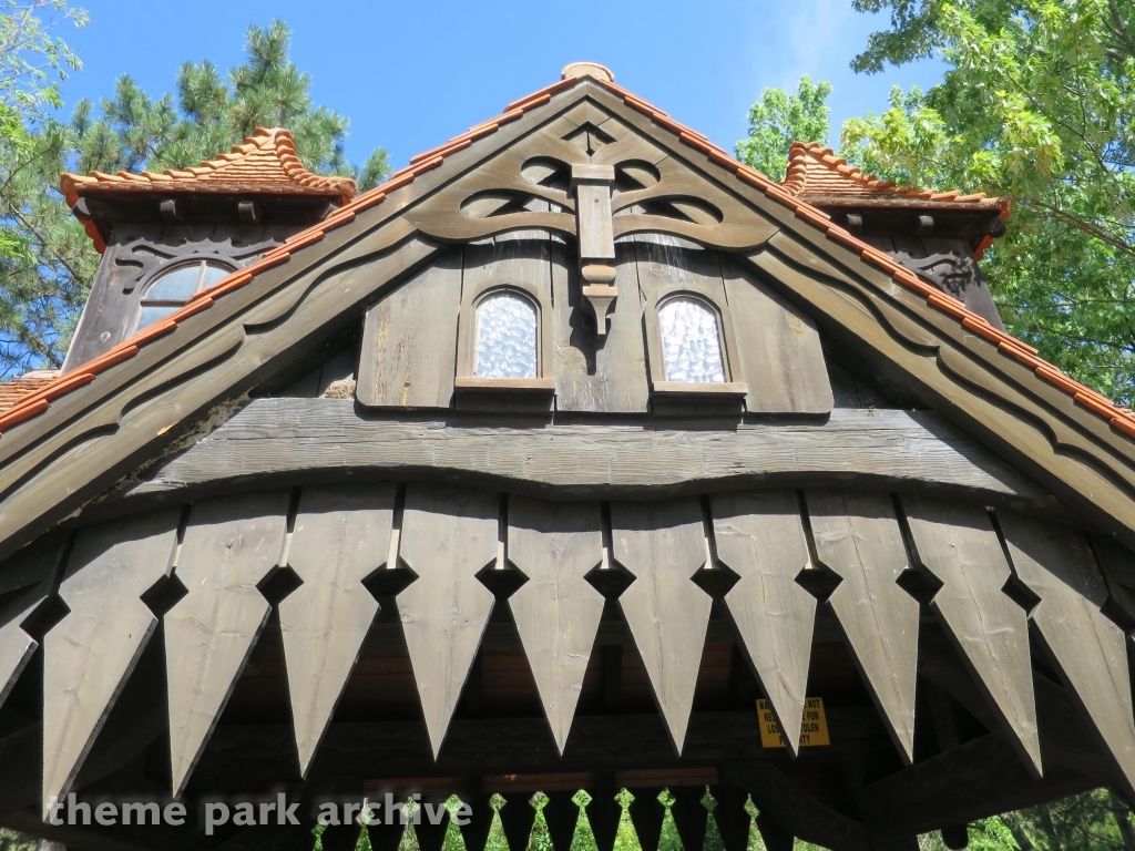 Dragon Mountain at Marineland