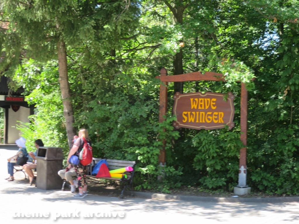 Wave Swinger at Marineland