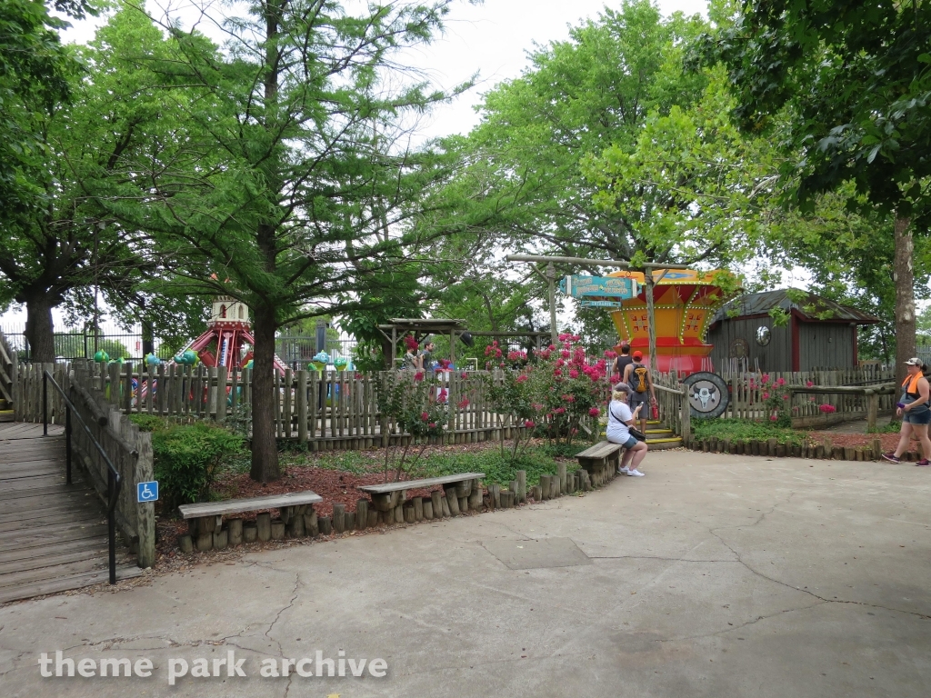 Misc at Frontier City