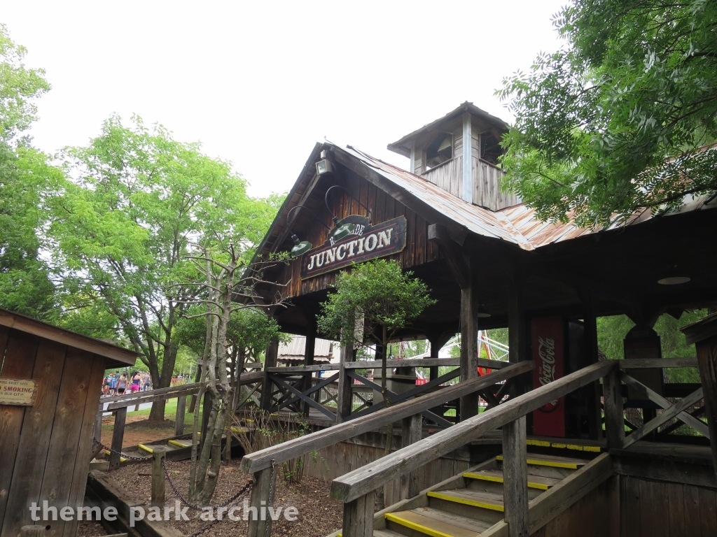 Old 89'er Express at Frontier City