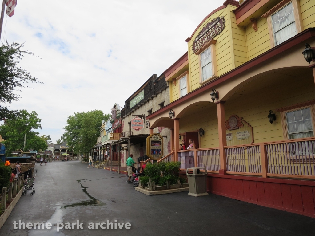 Misc at Frontier City