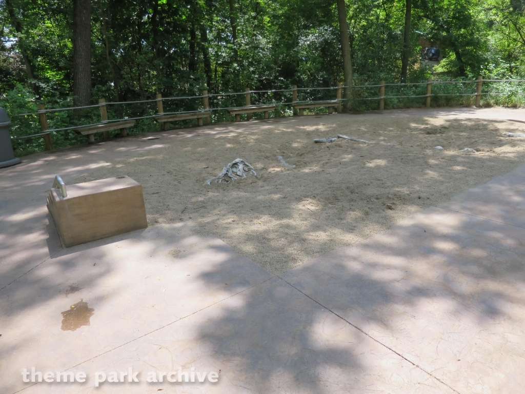 Dinosaurs Alive at Worlds of Fun