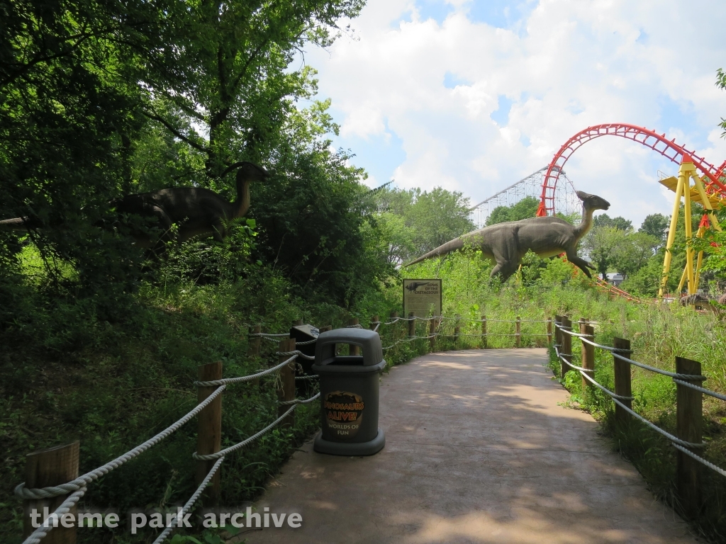 Dinosaurs Alive at Worlds of Fun