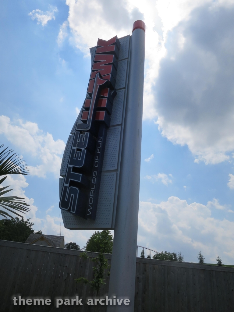 Steelhawk at Worlds of Fun