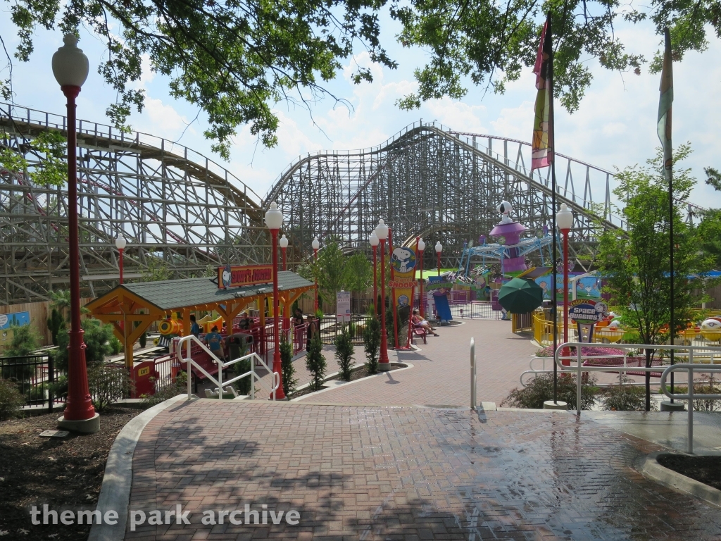 Planet Snoopy at Worlds of Fun