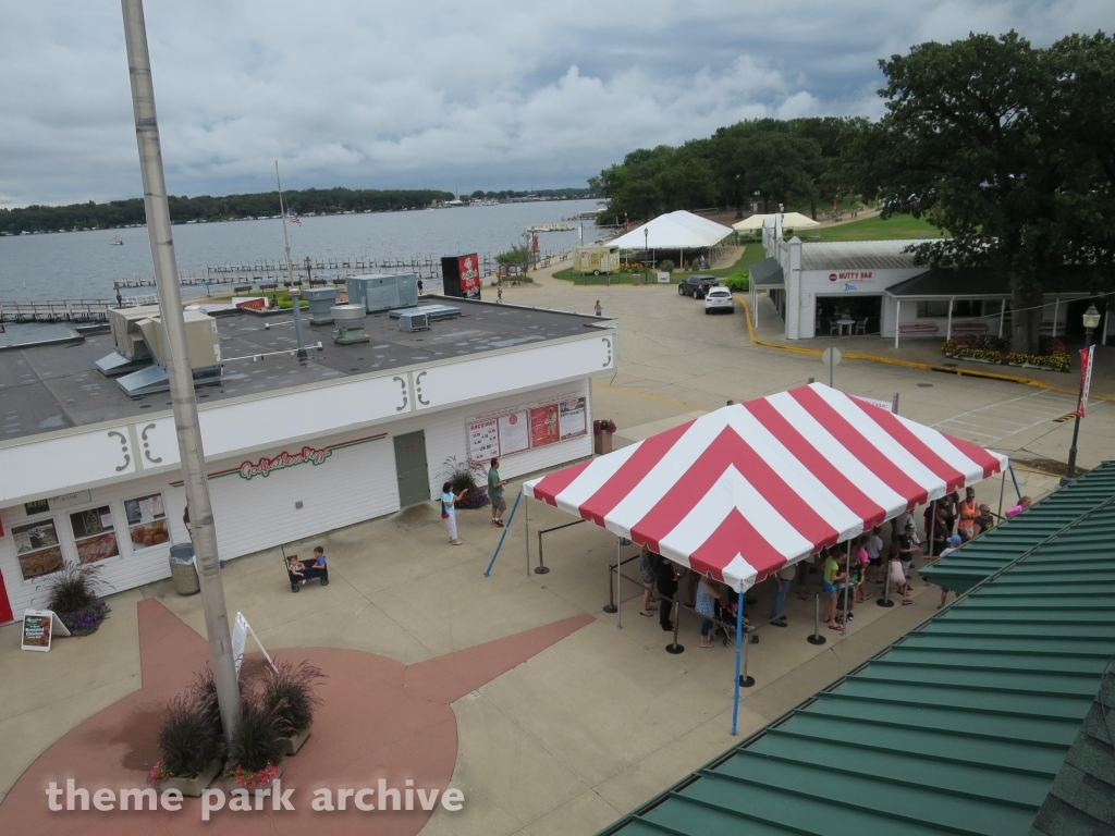 Entrance at Arnolds Park