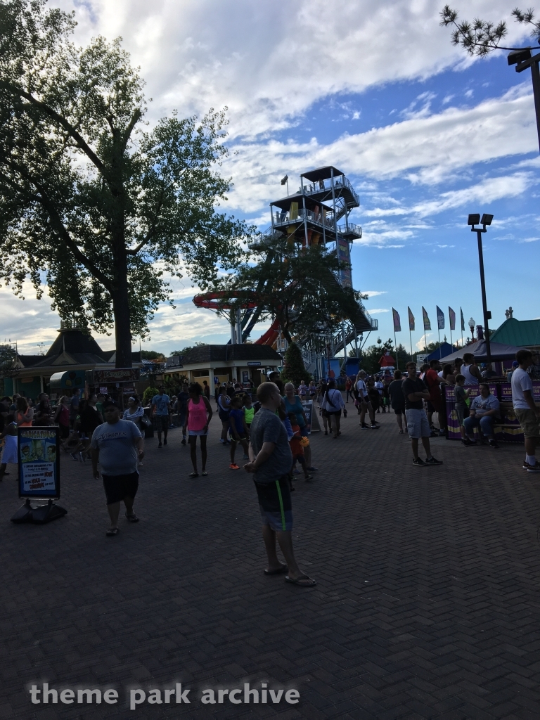 Breakers Pipeline and Plunge at Valleyfair