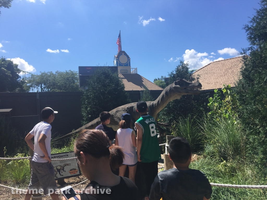 Dinosaurs Alive at Valleyfair