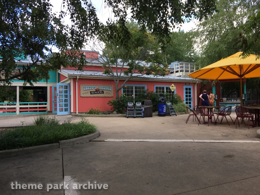 Happy Harbor Cafe at Wildwater Kingdom