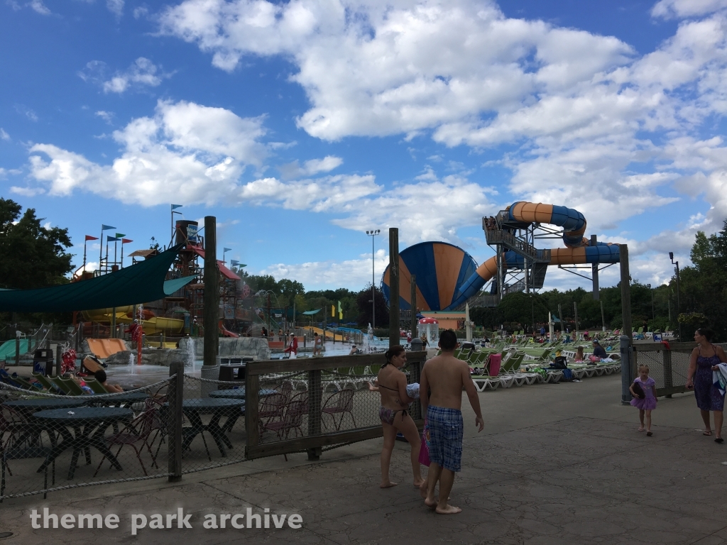 Splash Landing at Wildwater Kingdom