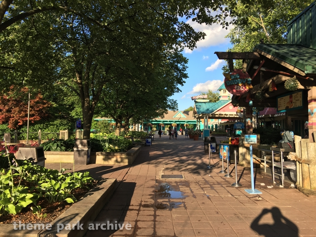 Entrance at Wildwater Kingdom