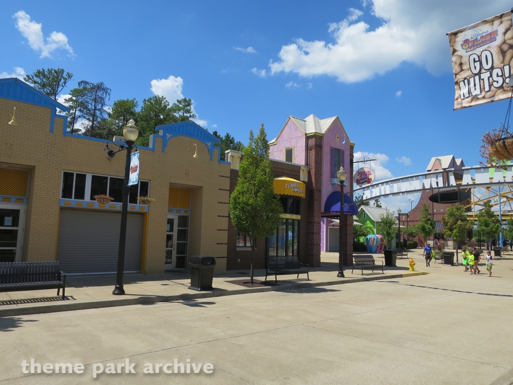 Entrance at Alabama Adventure & Splash Adventure