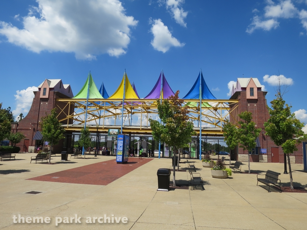 Entrance at Alabama Adventure & Splash Adventure