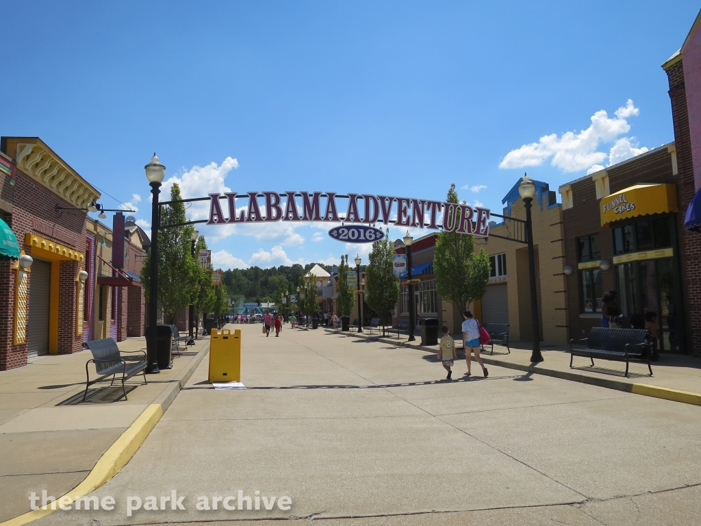 Entrance at Alabama Adventure & Splash Adventure