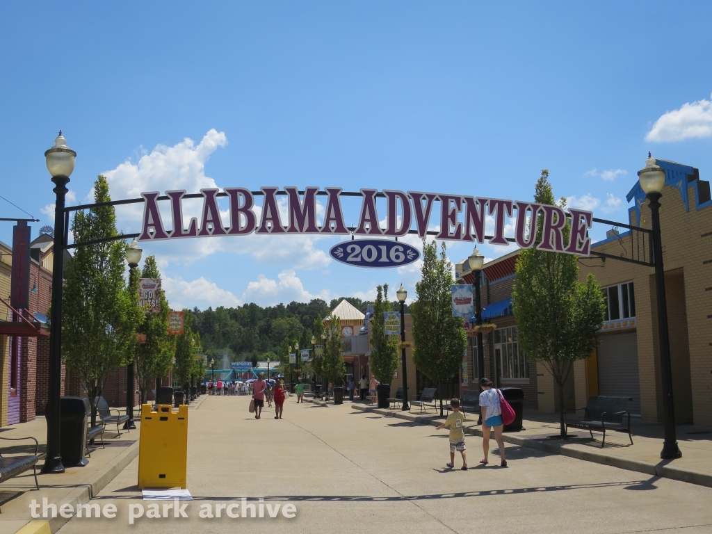 Entrance at Alabama Adventure & Splash Adventure