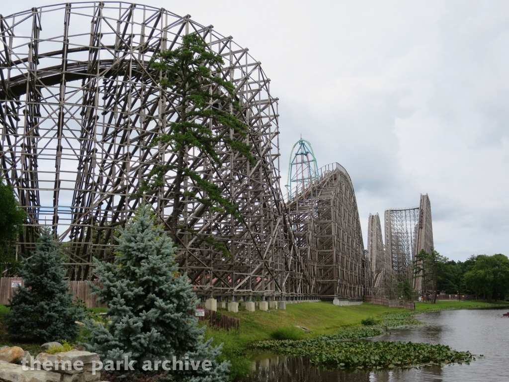 El Toro at Six Flags Great Adventure
