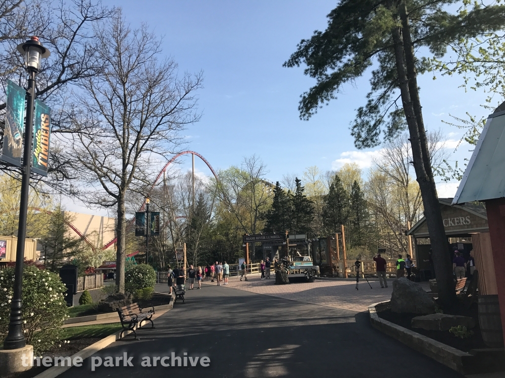 Planet Snoopy at Kings Island