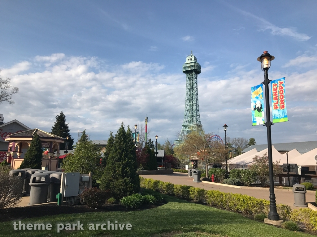 Eiffel Tower at Kings Island