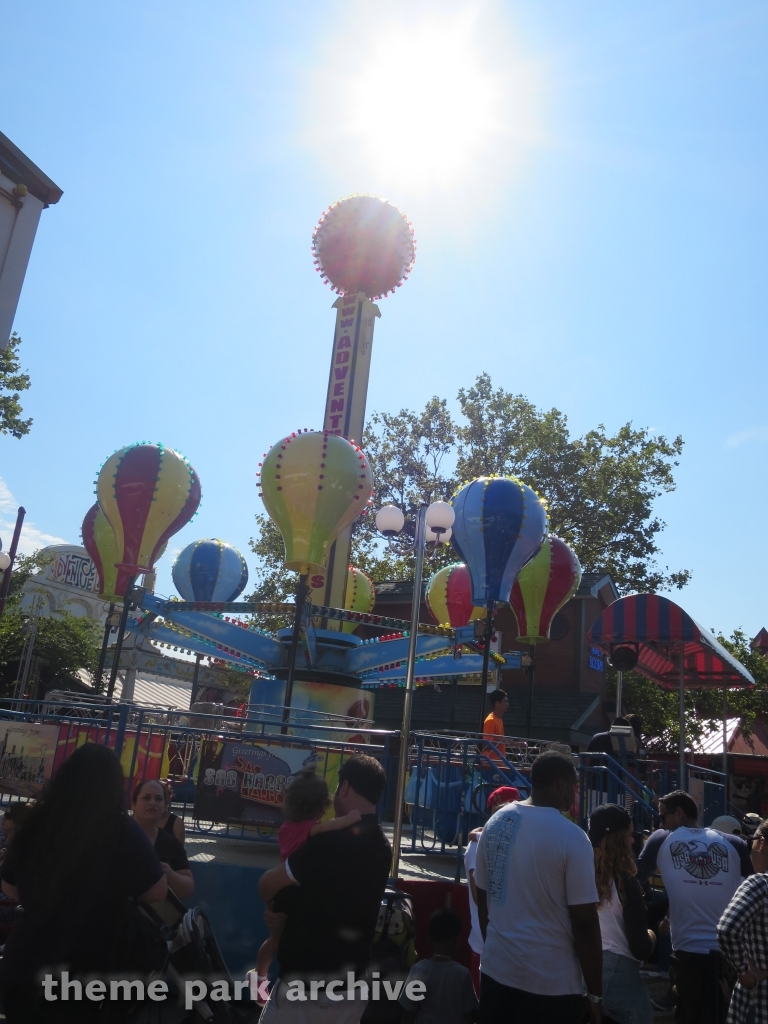 Balloon Tower at Adventureland NY