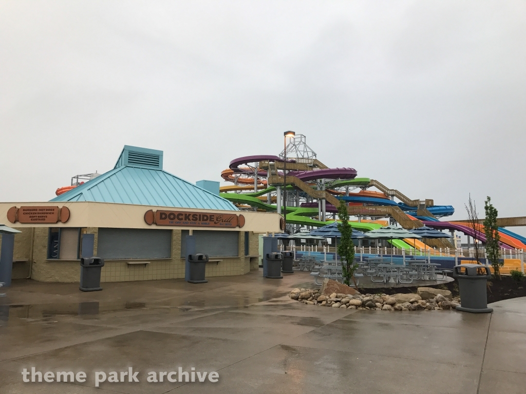 Dockside Bar & Grill at Cedar Point Shores
