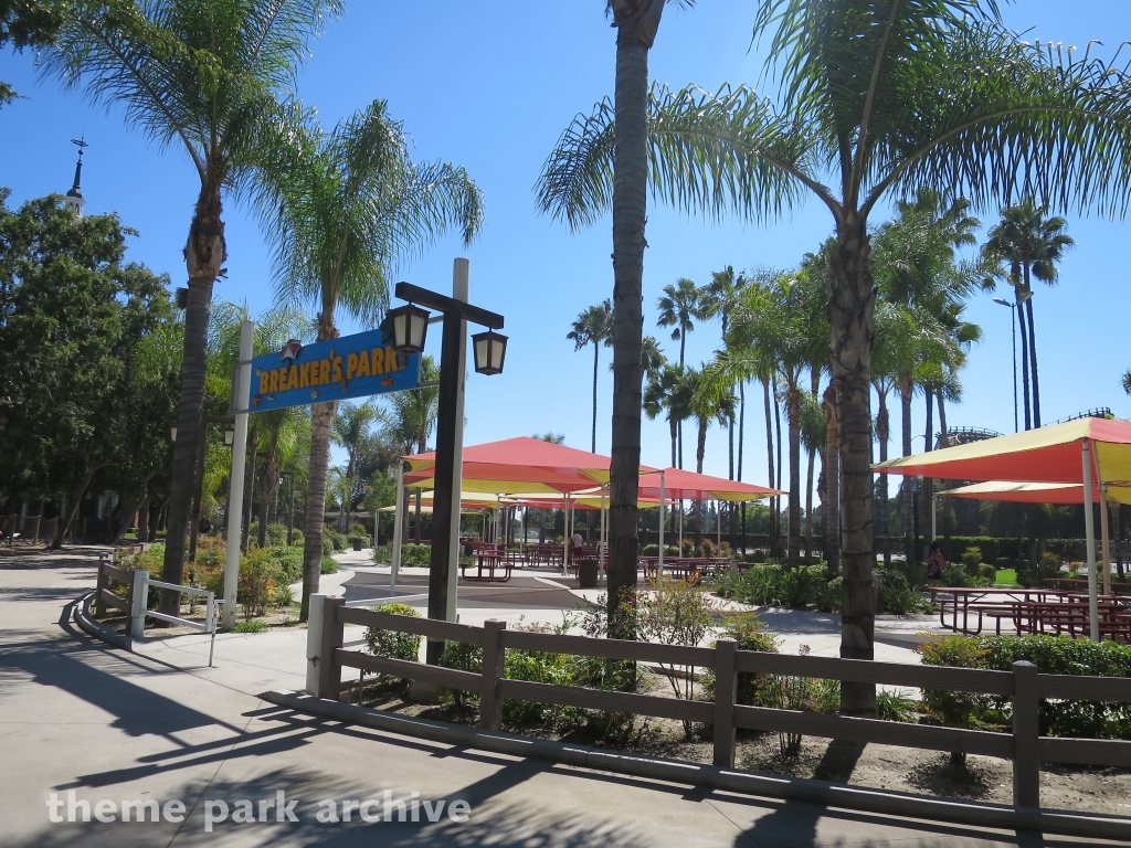 Lagoon Picnic Pavilion at Knott's Berry Farm