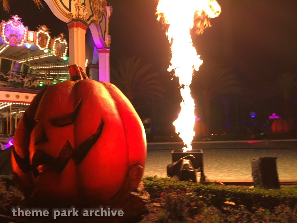 Haunt at California's Great America