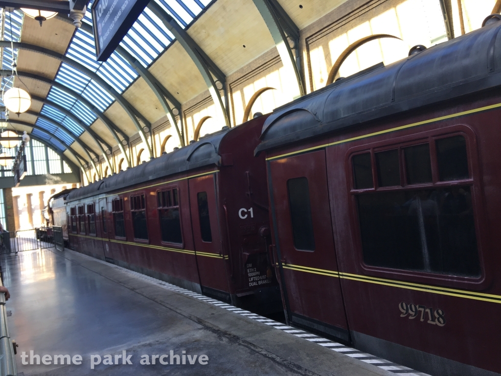 Hogwarts Express Kings Cross Station at Universal Studios Florida