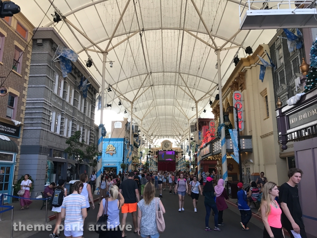 Misc at Warner Bros. Movie World