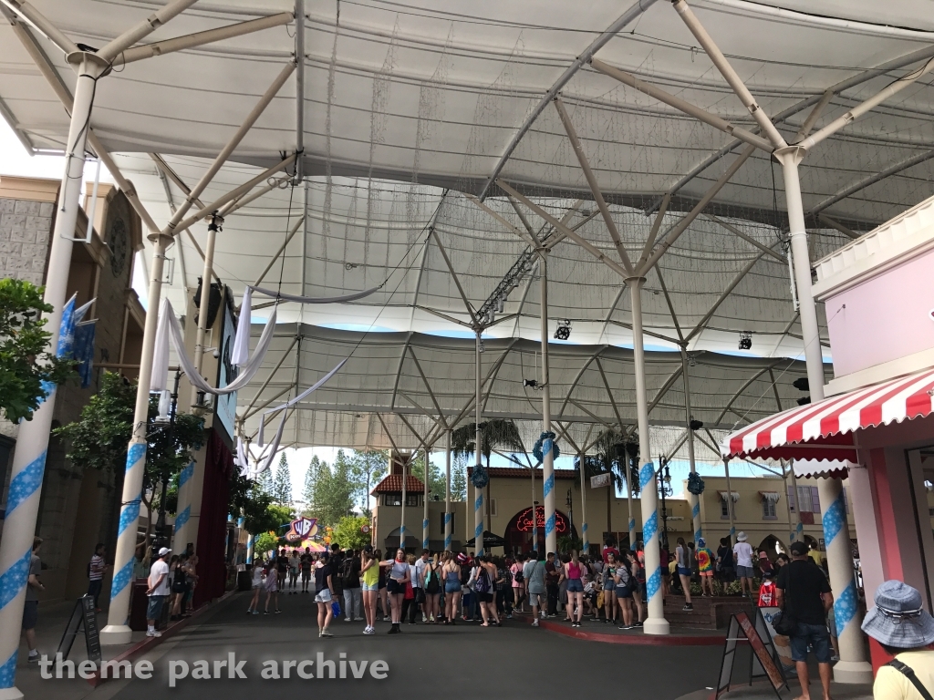 Misc at Warner Bros. Movie World