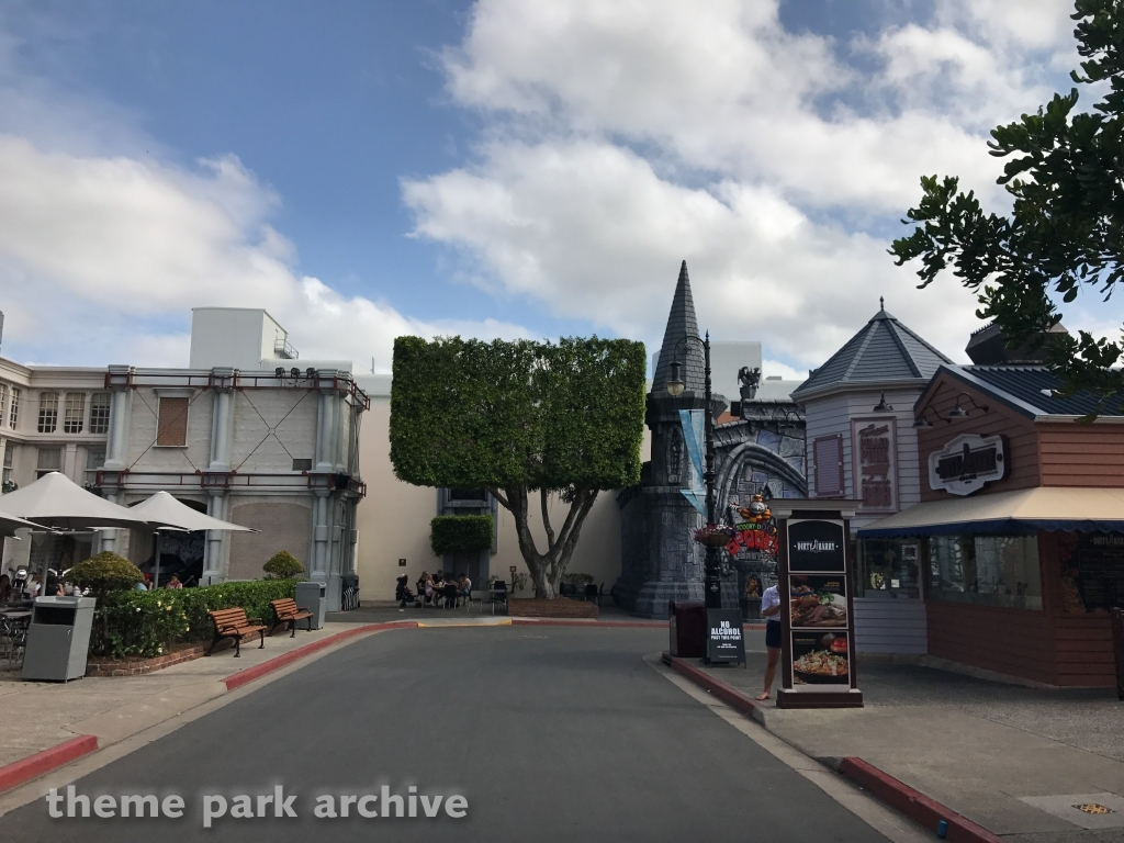Misc at Warner Bros. Movie World