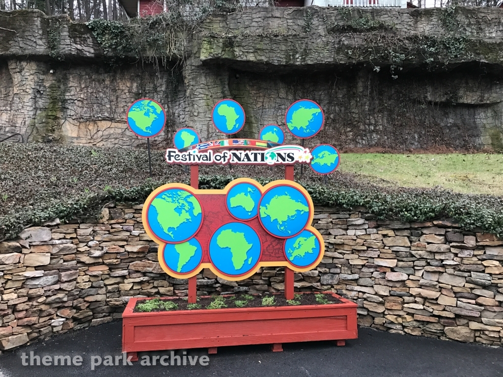 Showstreet at Dollywood