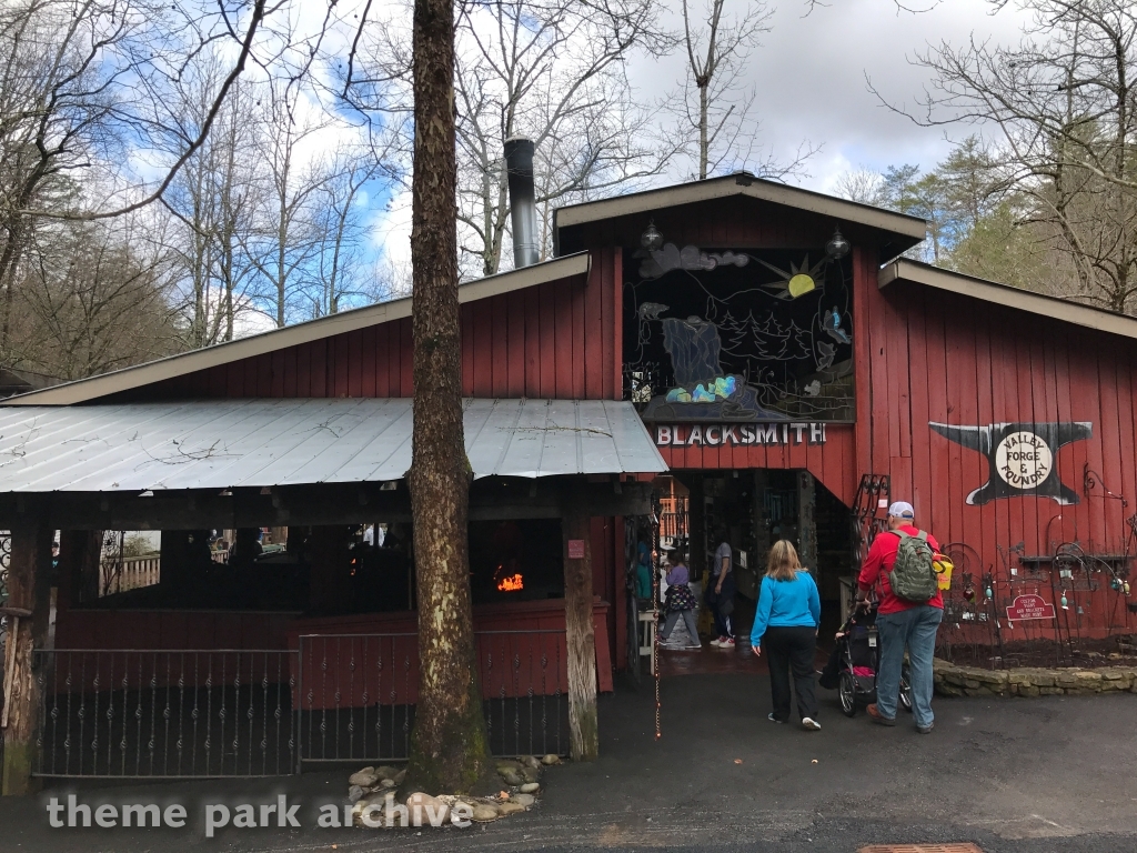 Showstreet at Dollywood