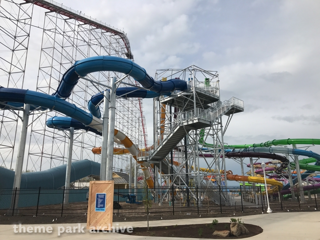 Point Plummet and Portside Plunge at Cedar Point