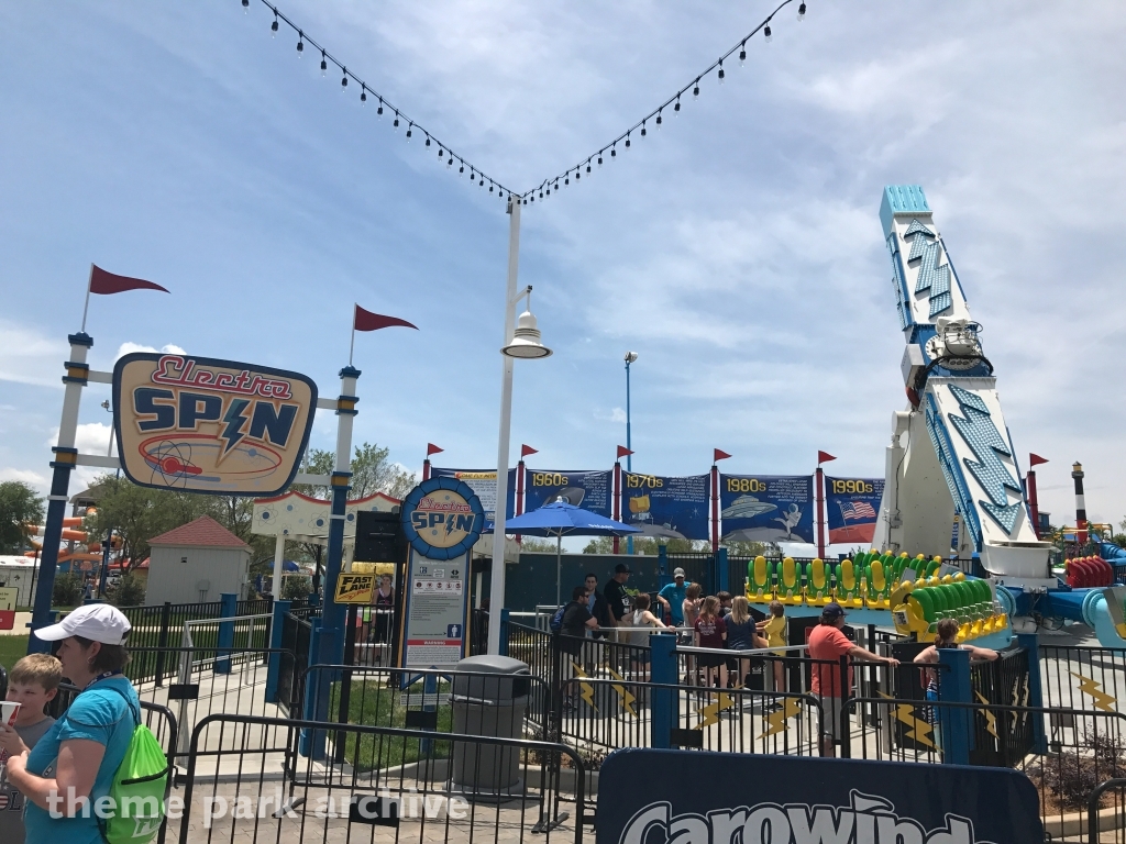 Electro Spin at Carowinds