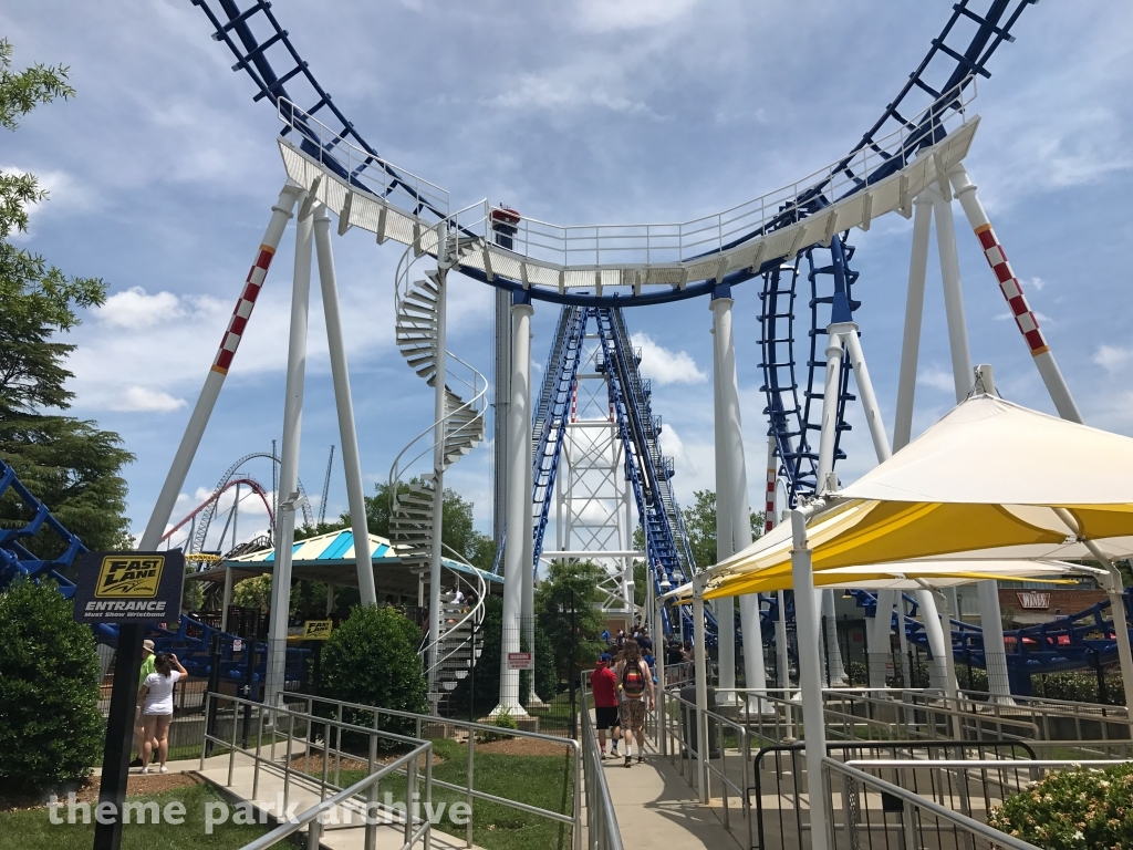 The Flying Cobras at Carowinds