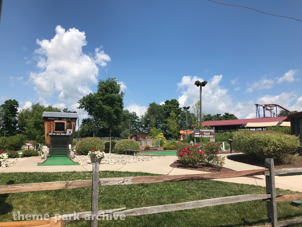 Mini Golf at Adventure Park USA