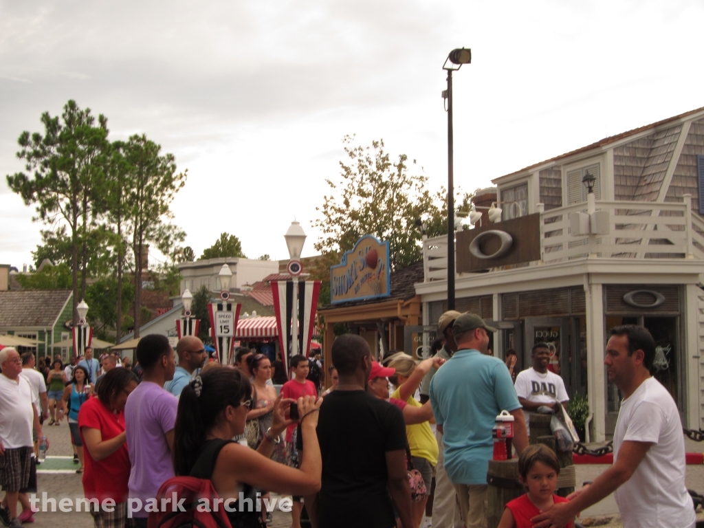 Amity at Universal City Walk Orlando
