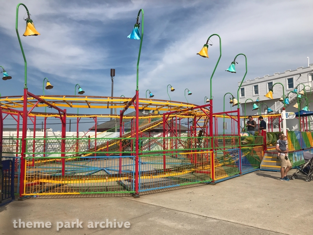 Wacky Worm at Gillian's Wonderland Pier