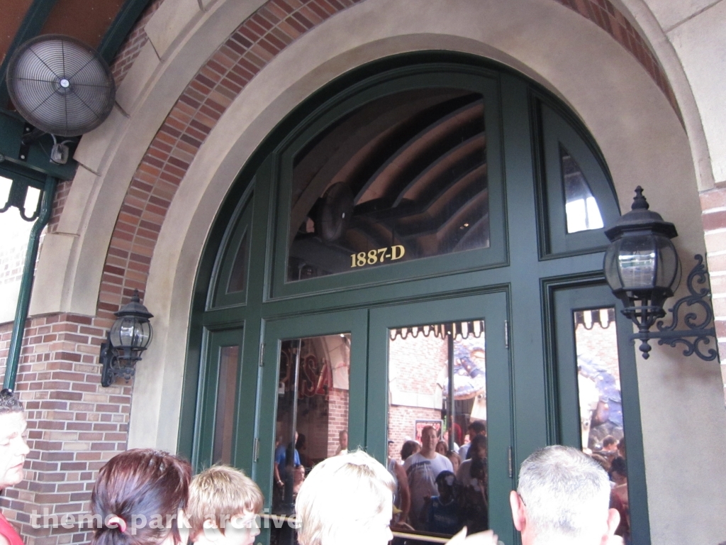 Disaster! at Universal City Walk Orlando