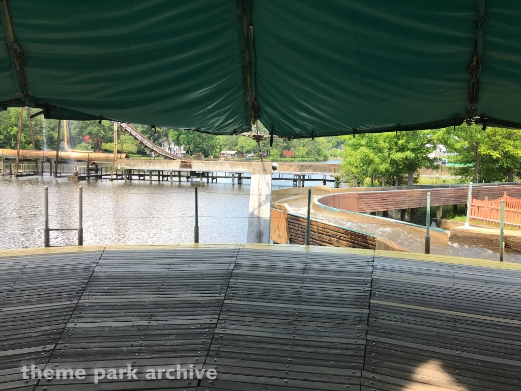 King Neptune's Revenge at Clementon Park & Splash World