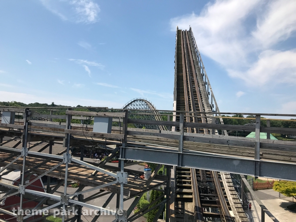 Hellcat at Clementon Park & Splash World