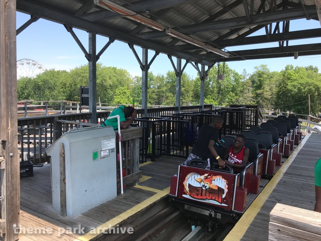 Hellcat at Clementon Park & Splash World
