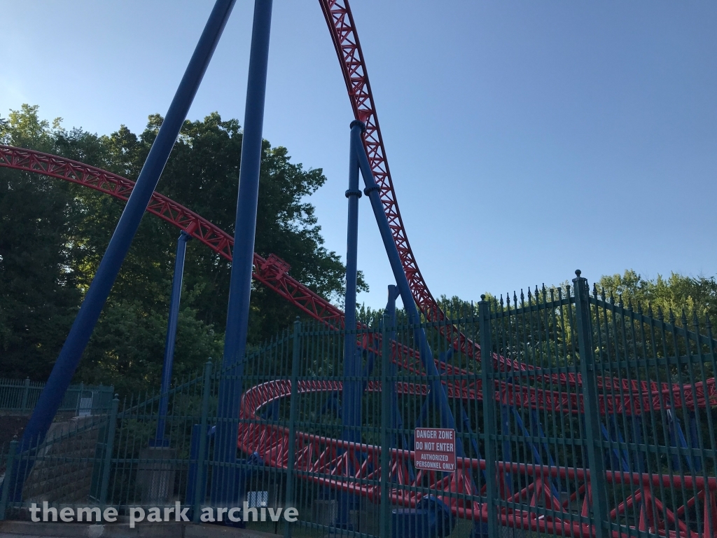 Superman The Ride at Six Flags New England