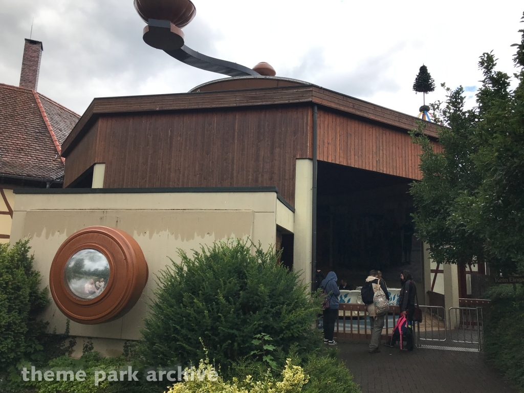 Kaffeetassen Fahrt at Erlebnispark Tripsdrill