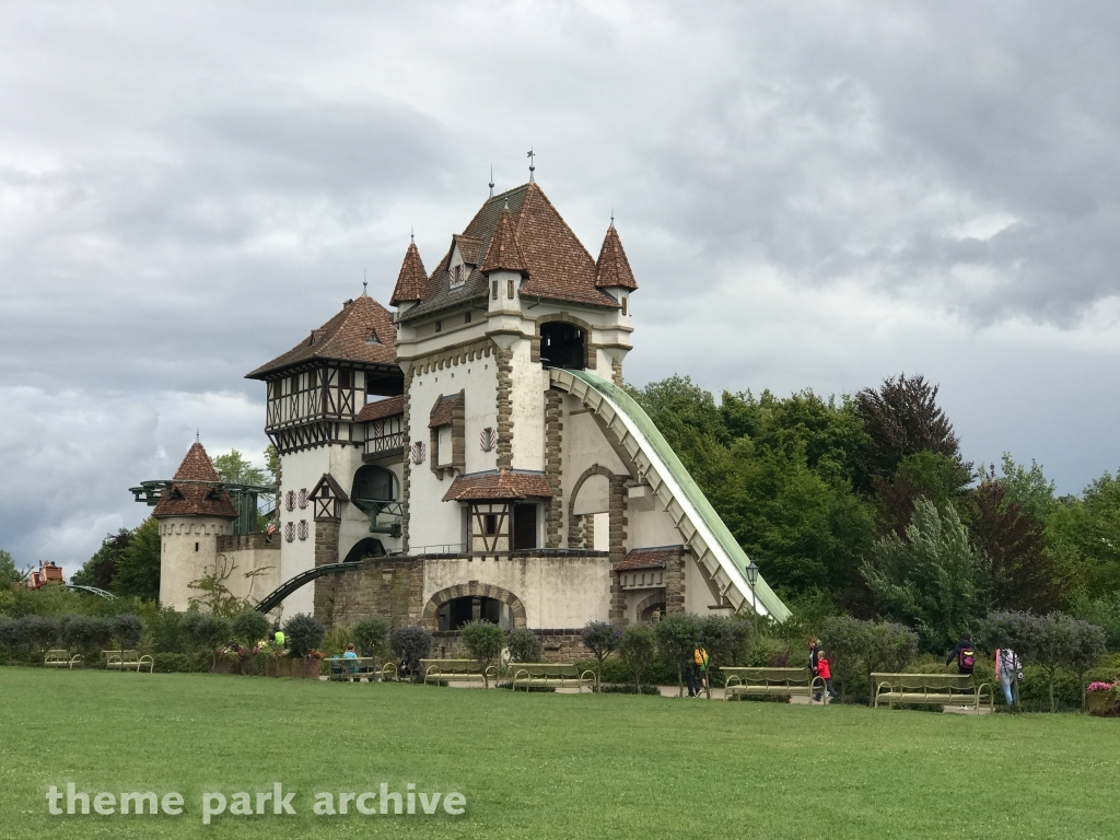 Badewannen Fahrt zum Jungbrunnen at Erlebnispark Tripsdrill