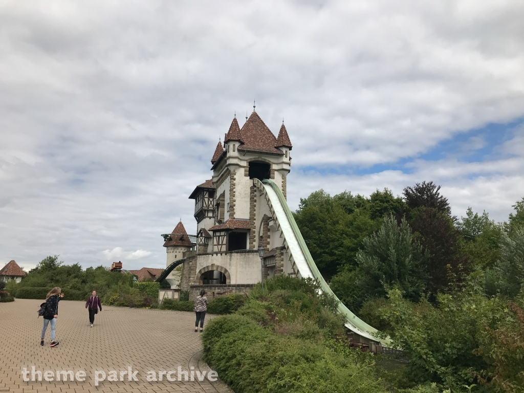 Badewannen Fahrt zum Jungbrunnen at Erlebnispark Tripsdrill