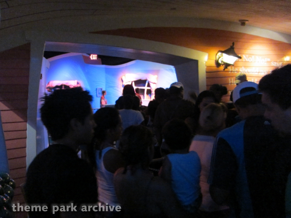 The Cat in the Hat at Universal City Walk Orlando