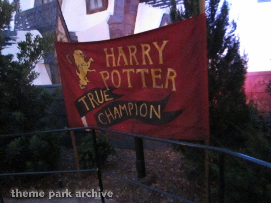 Dragon Challenge at Universal City Walk Orlando