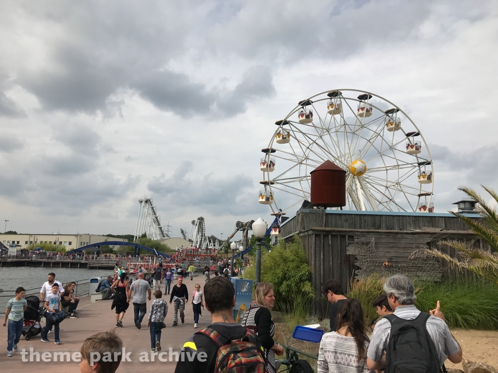 Santa Monica Wheel at Movie Park Germany