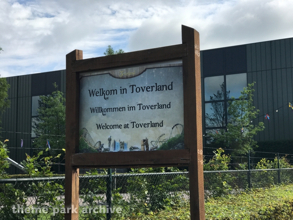 Entrance at Toverland